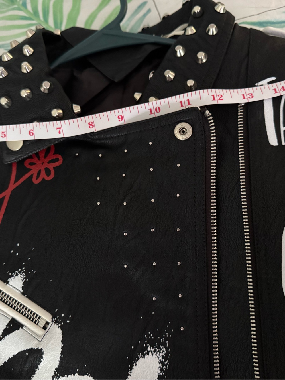 💥💥Studded Black & White Graffiti Faux Leather Street wear/Punk/Vintage jacket - Picture 14 of 16